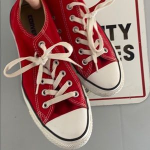 Red women’s converse